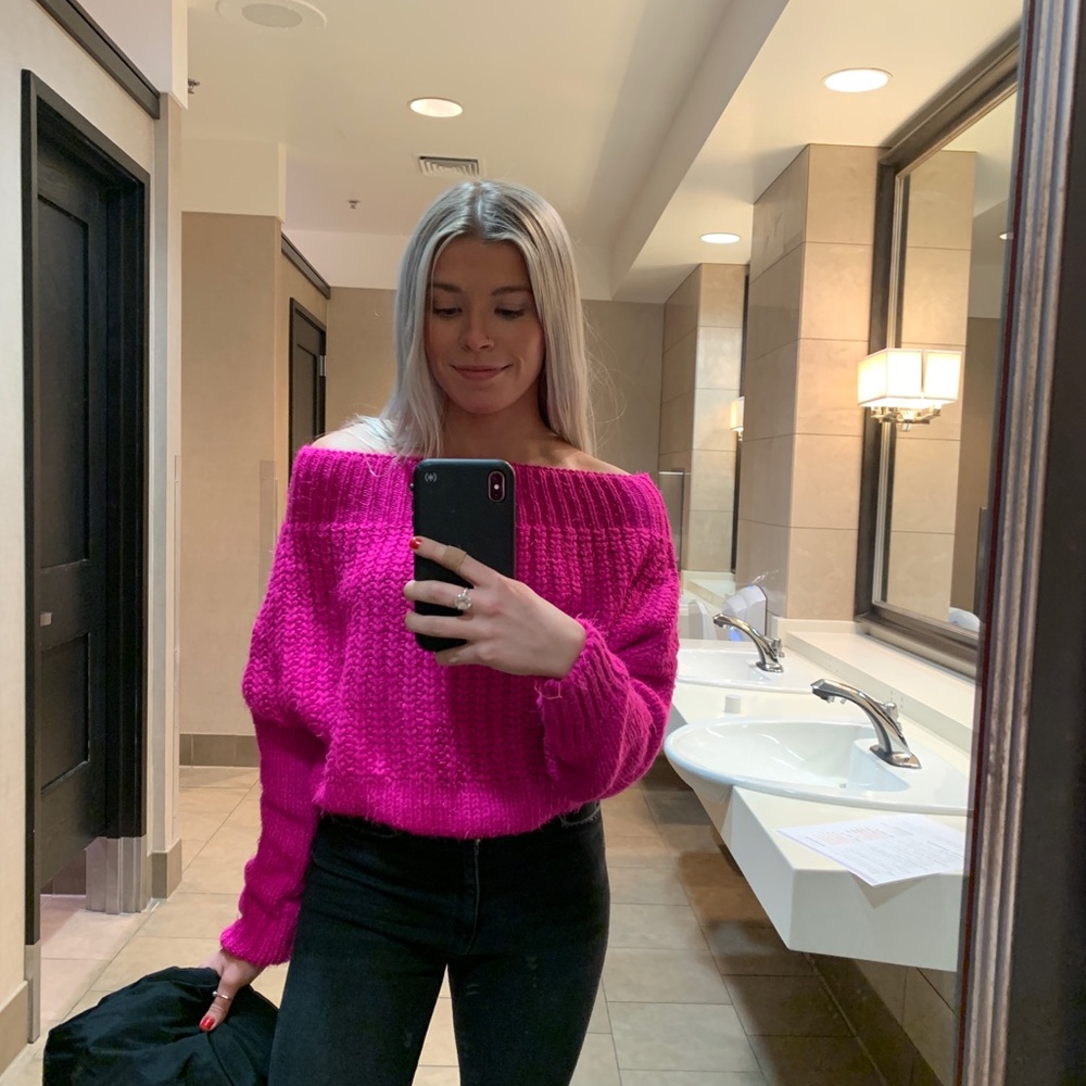 Vici Dolls Twinkle Pink Sweater • M/L